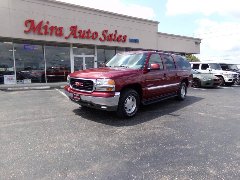2002 GMC Yukon Image 2