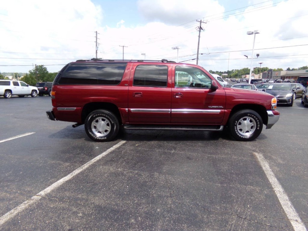 2002 GMC Yukon Image 5