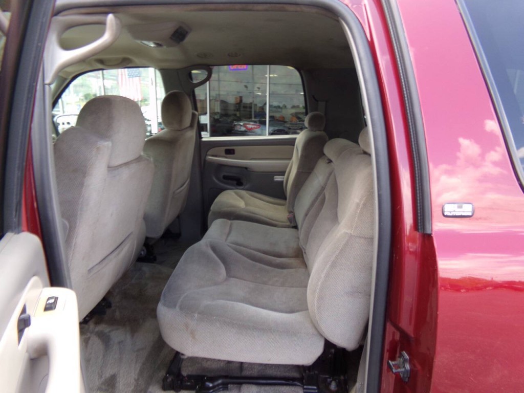 2002 GMC Yukon Image 13