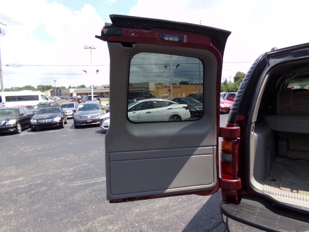 2002 GMC Yukon Image 20