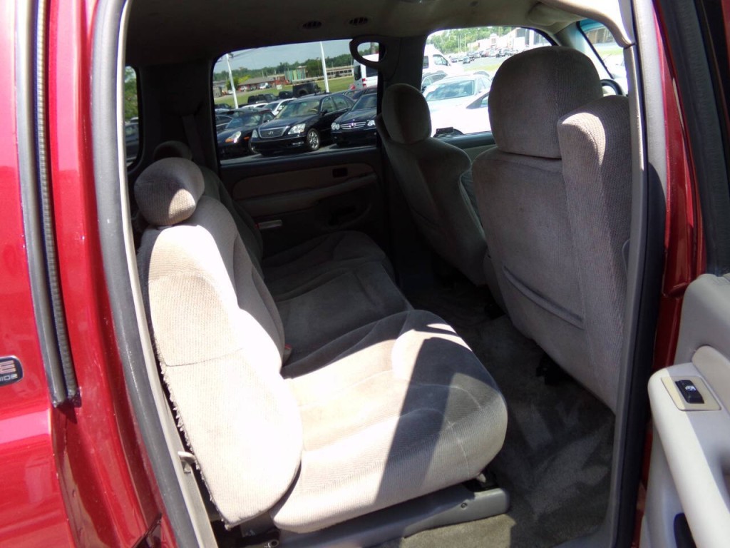 2002 GMC Yukon Image 21