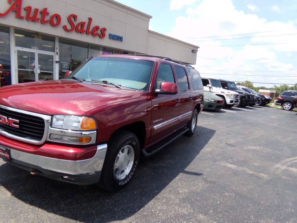 2002 GMC Yukon Image 36