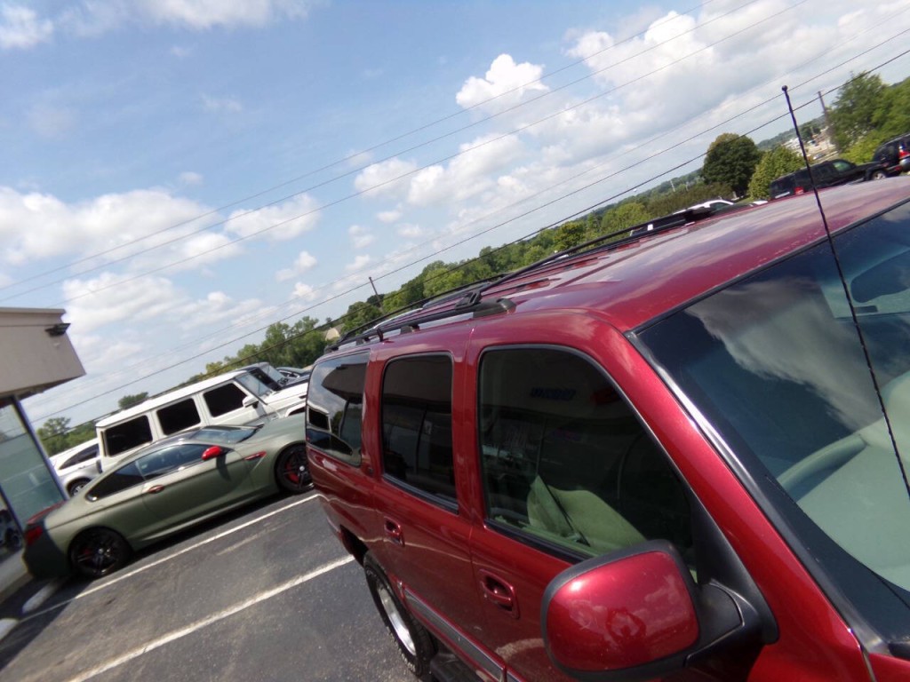 2002 GMC Yukon Image 47