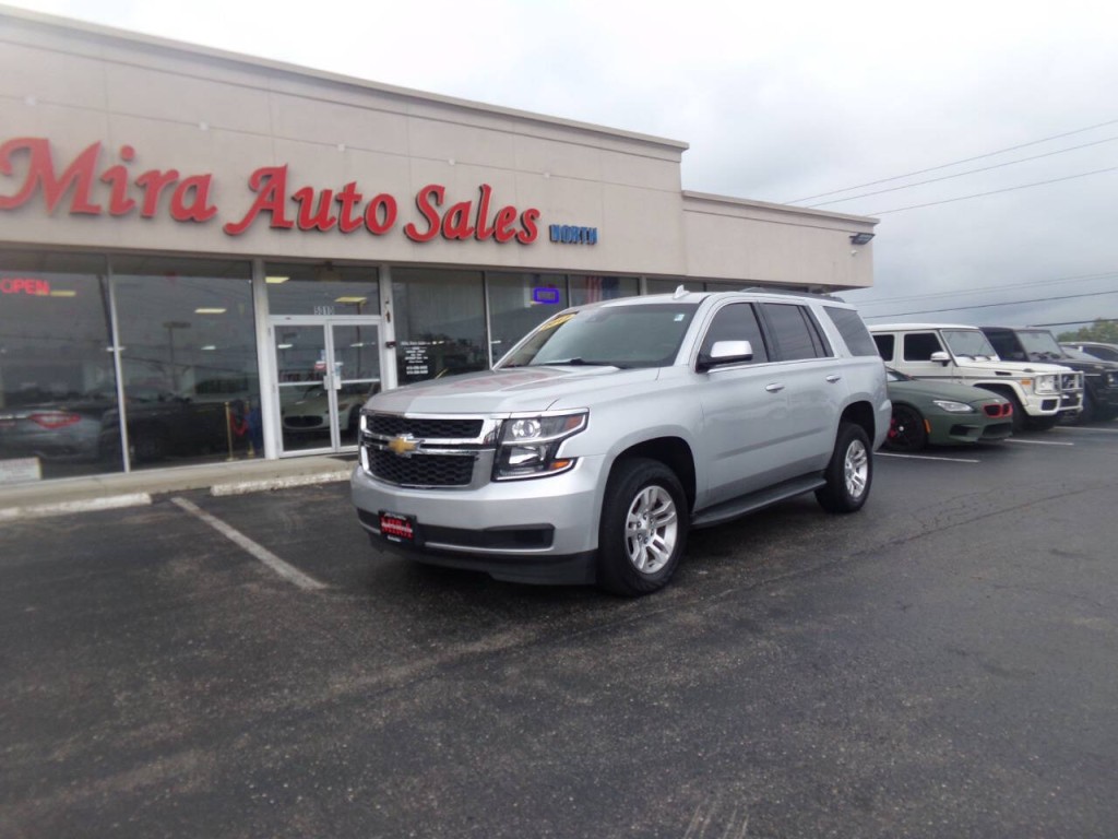 2017 Chevrolet Tahoe Image 2