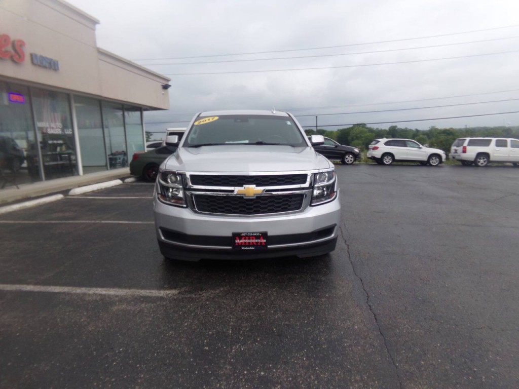 2017 Chevrolet Tahoe Image 3