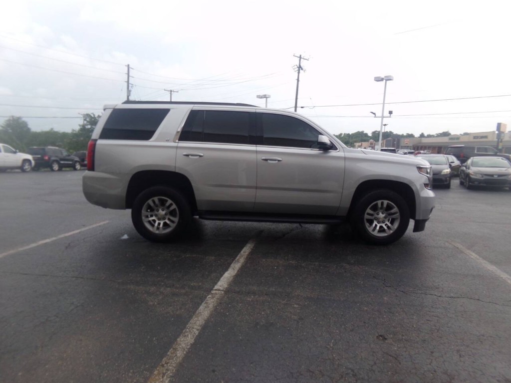 2017 Chevrolet Tahoe Image 5