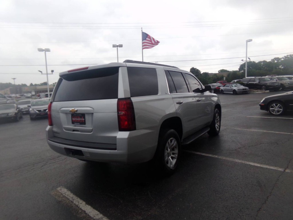 2017 Chevrolet Tahoe Image 6
