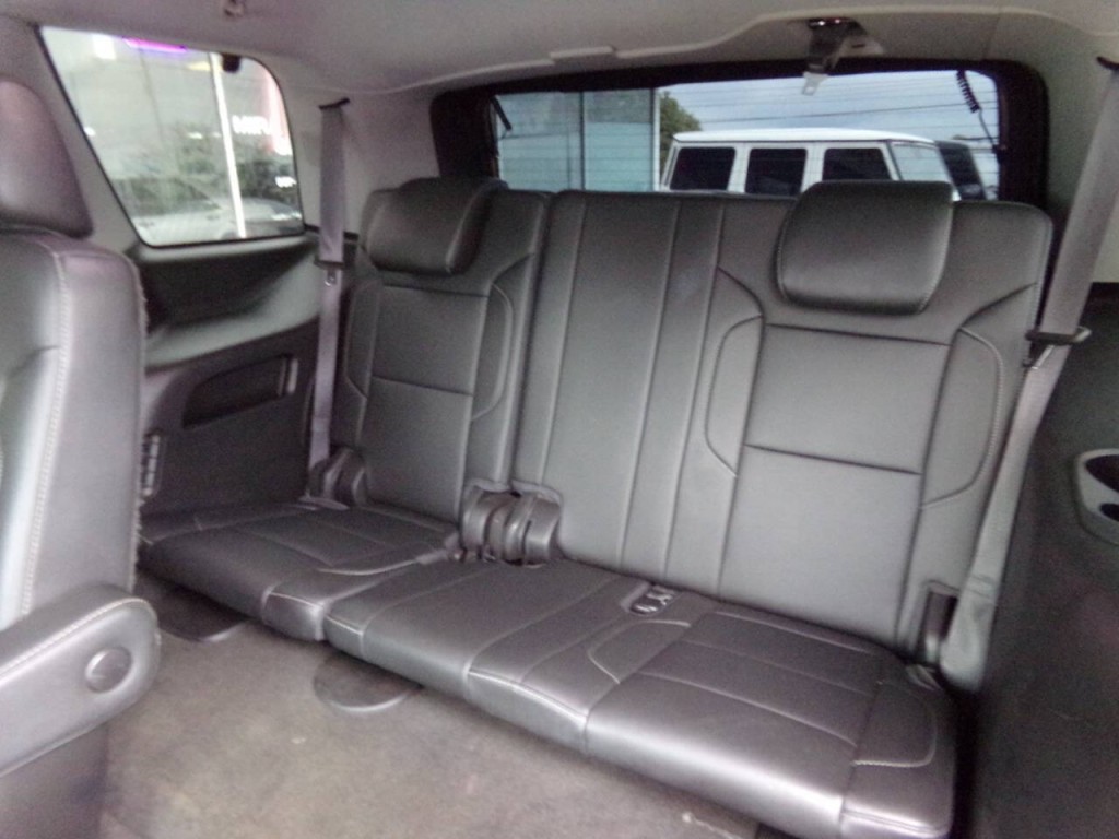 2017 Chevrolet Tahoe Image 16