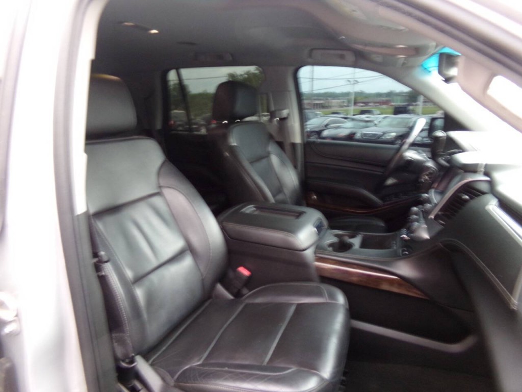 2017 Chevrolet Tahoe Image 30