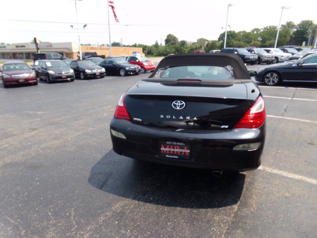 2008 Toyota Camry Image 8