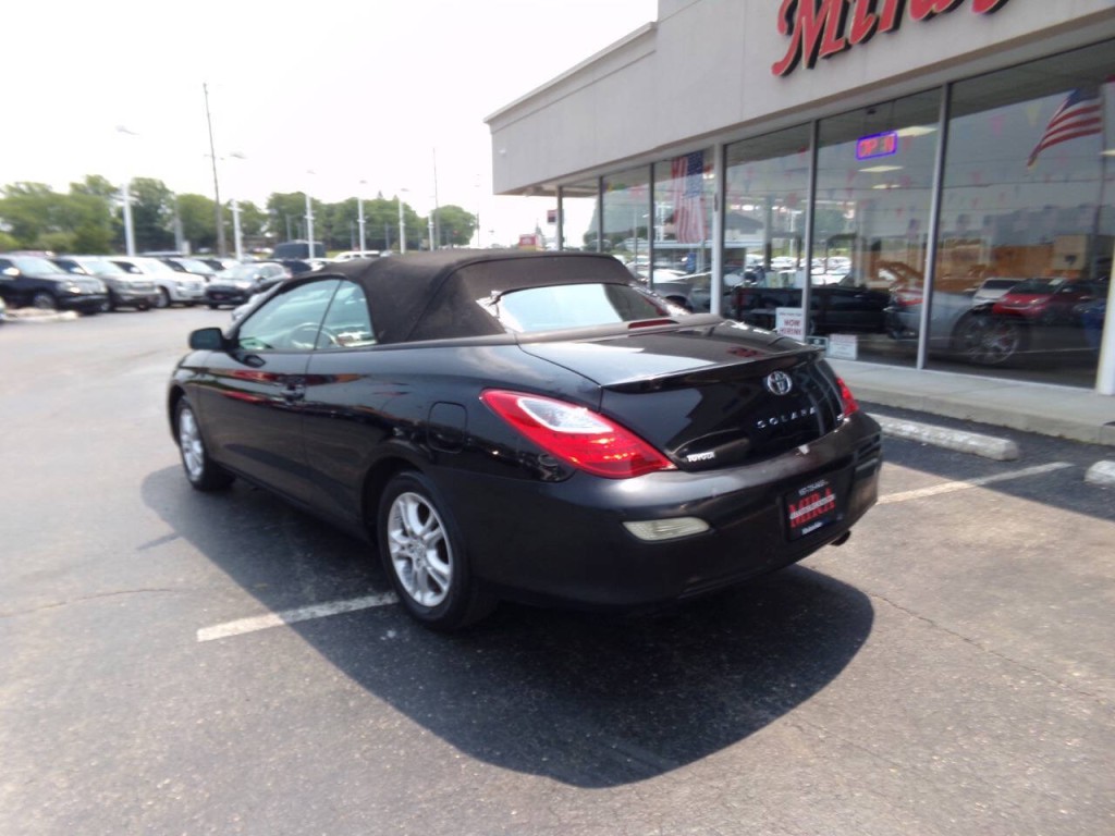 2008 Toyota Camry Image 9