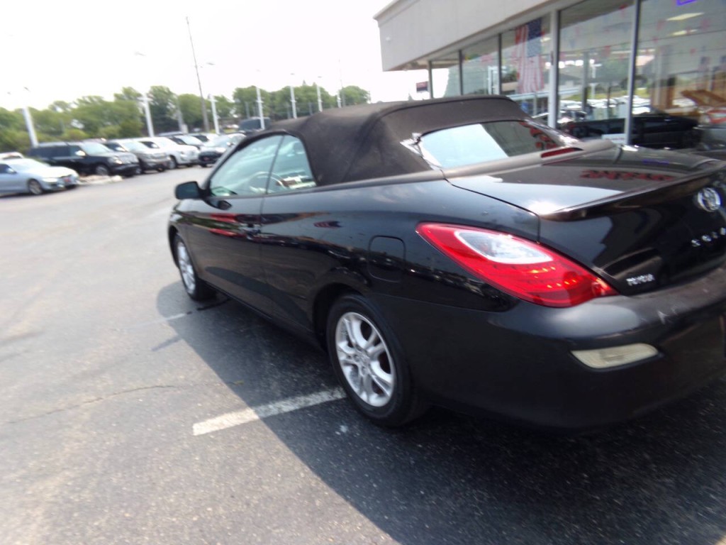 2008 Toyota Camry Image 32