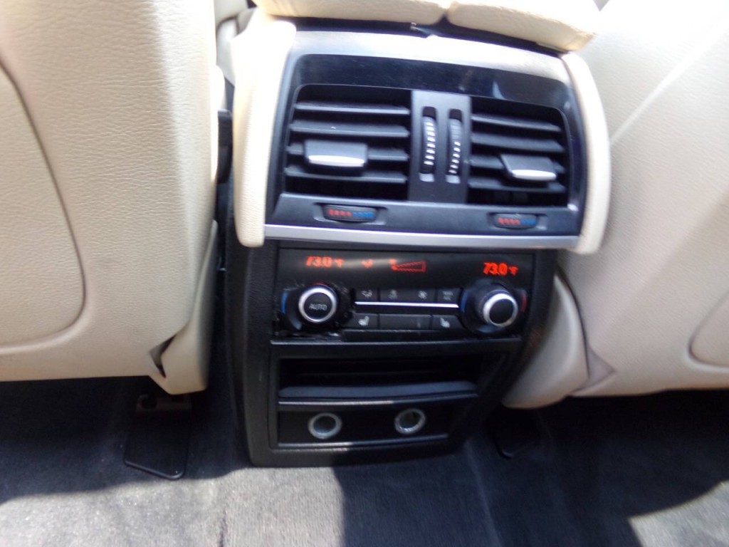 2017 BMW X5 Image 18