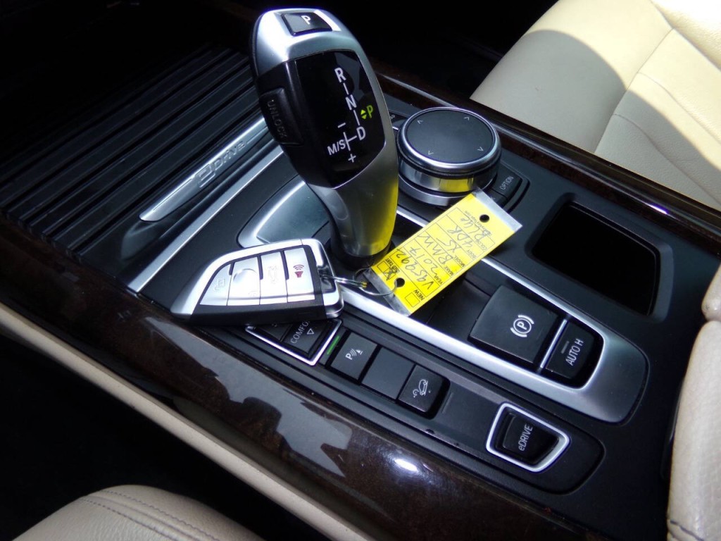 2017 BMW X5 Image 71