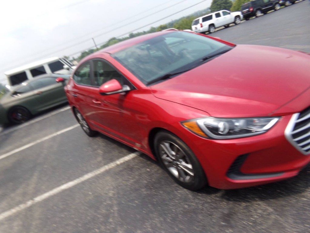 2017 Hyundai Elantra Image 41