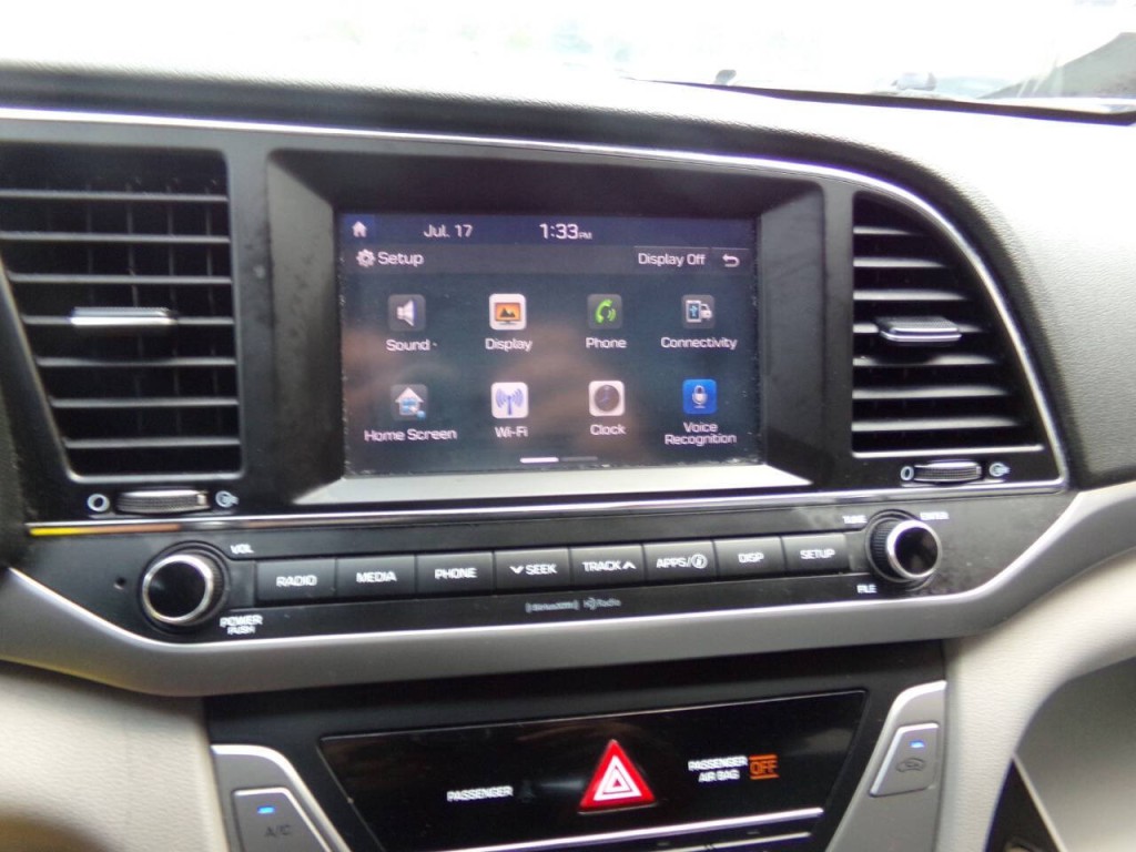 2017 Hyundai Elantra Image 59