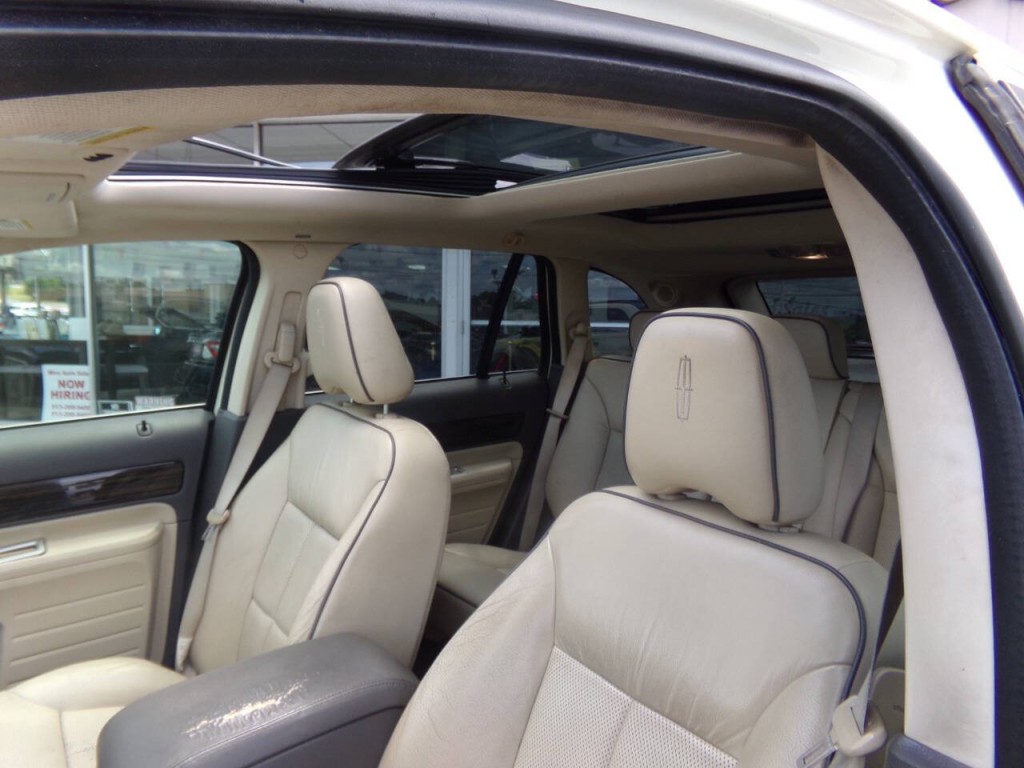 2008 Lincoln MKX Image 11