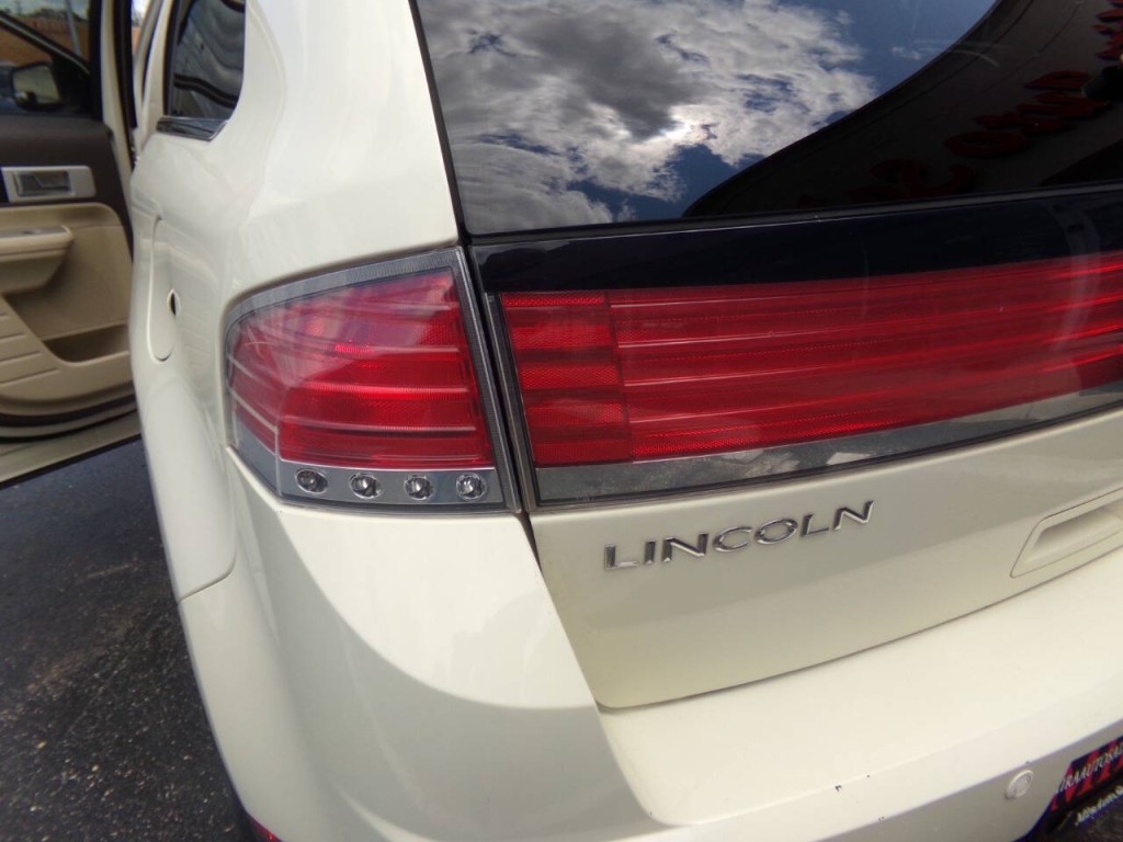 2008 Lincoln MKX Image 17
