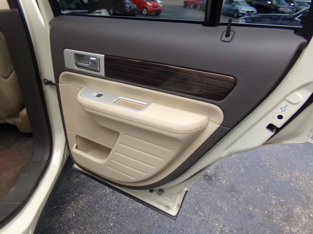 2008 Lincoln MKX Image 25