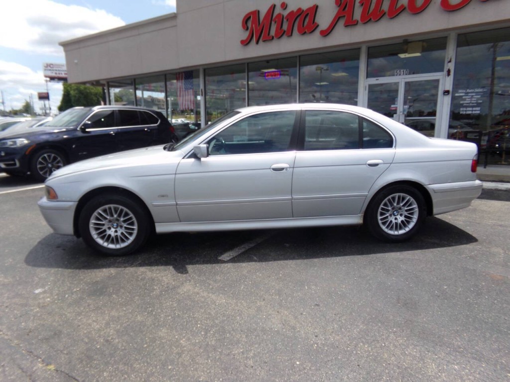 2002 BMW 5 Series Image 2