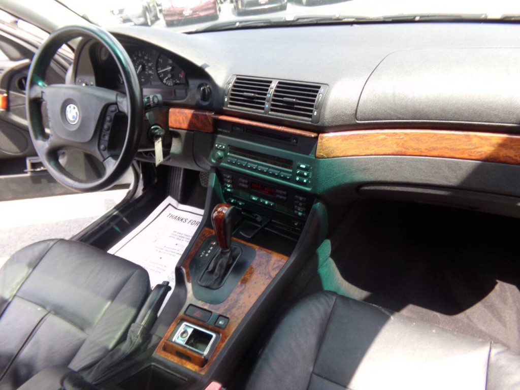 2002 BMW 5 Series Image 24