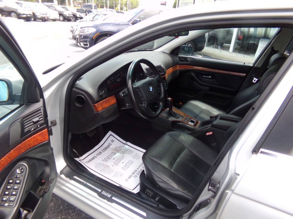 2002 BMW 5 Series Image 32