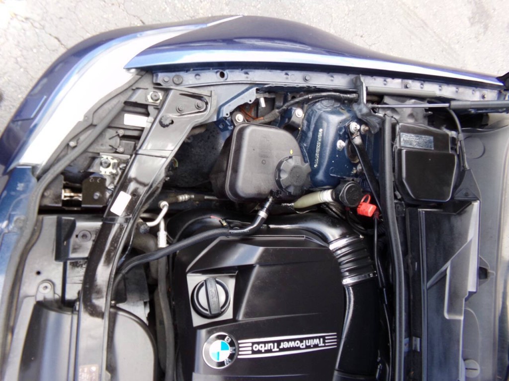 2011 BMW 3 Series Image 42