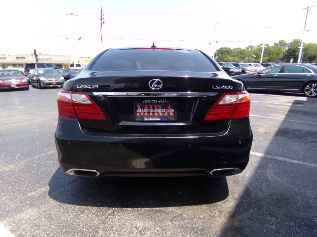 2010 Lexus LS 460 Image 3
