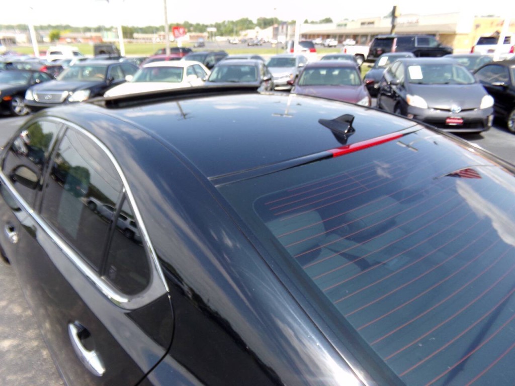 2010 Lexus LS 460 Image 29