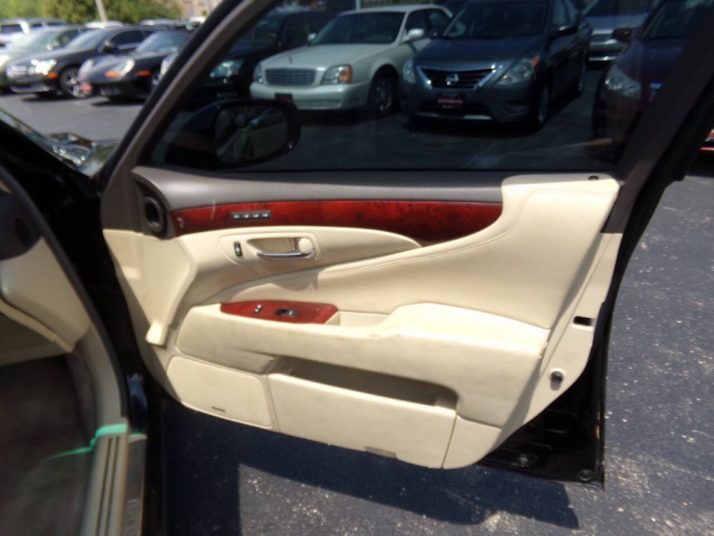 2010 Lexus LS 460 Image 34
