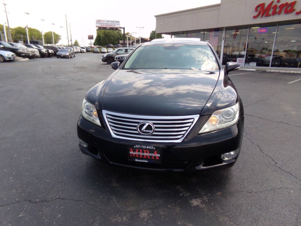 2010 Lexus LS 460 Image 39