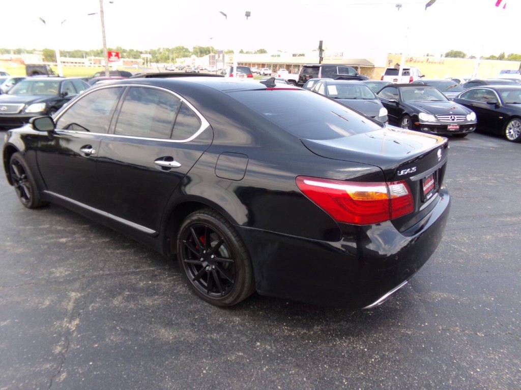2010 Lexus LS 460 Image 41