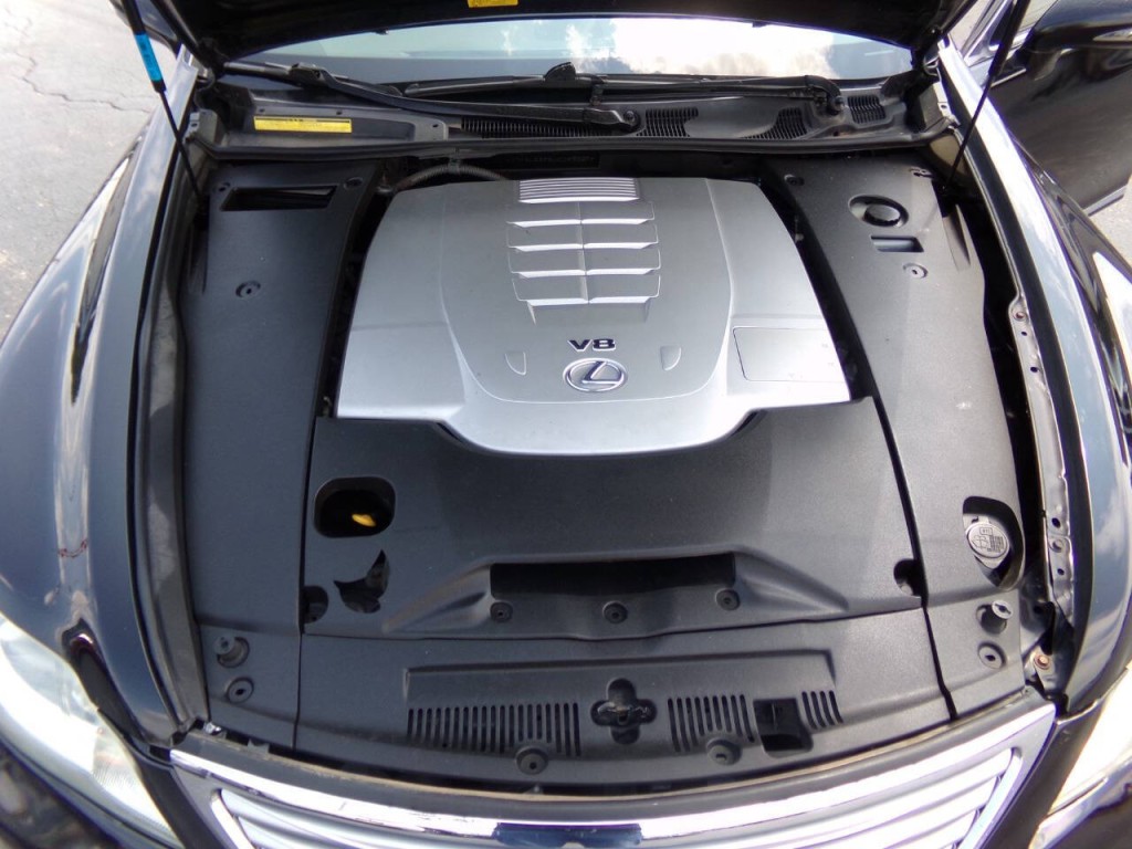 2010 Lexus LS 460 Image 44