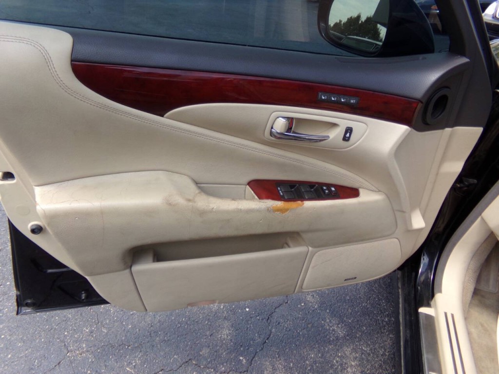 2010 Lexus LS 460 Image 49