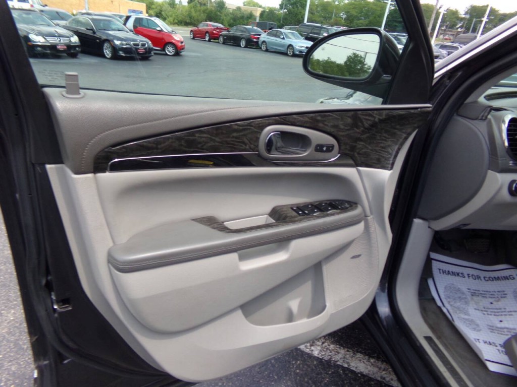 2014 Buick Enclave Image 10