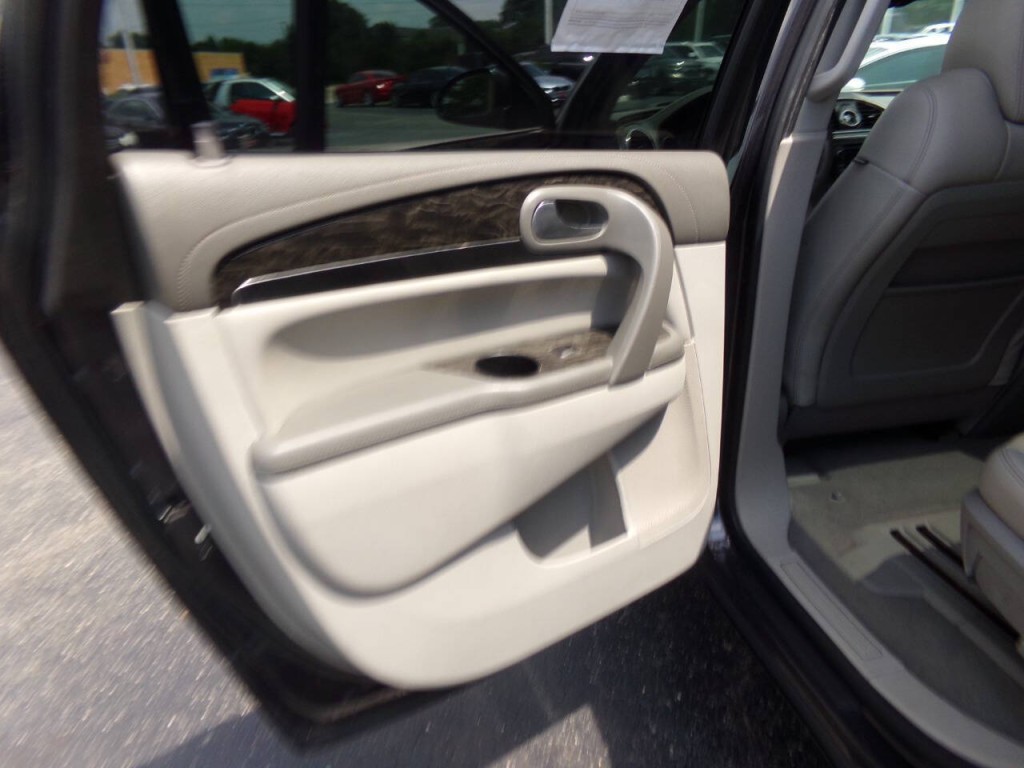 2014 Buick Enclave Image 22