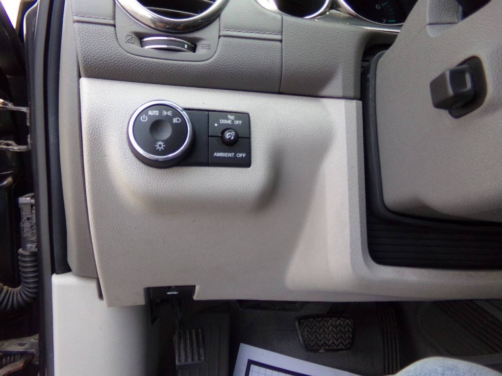 2014 Buick Enclave Image 24