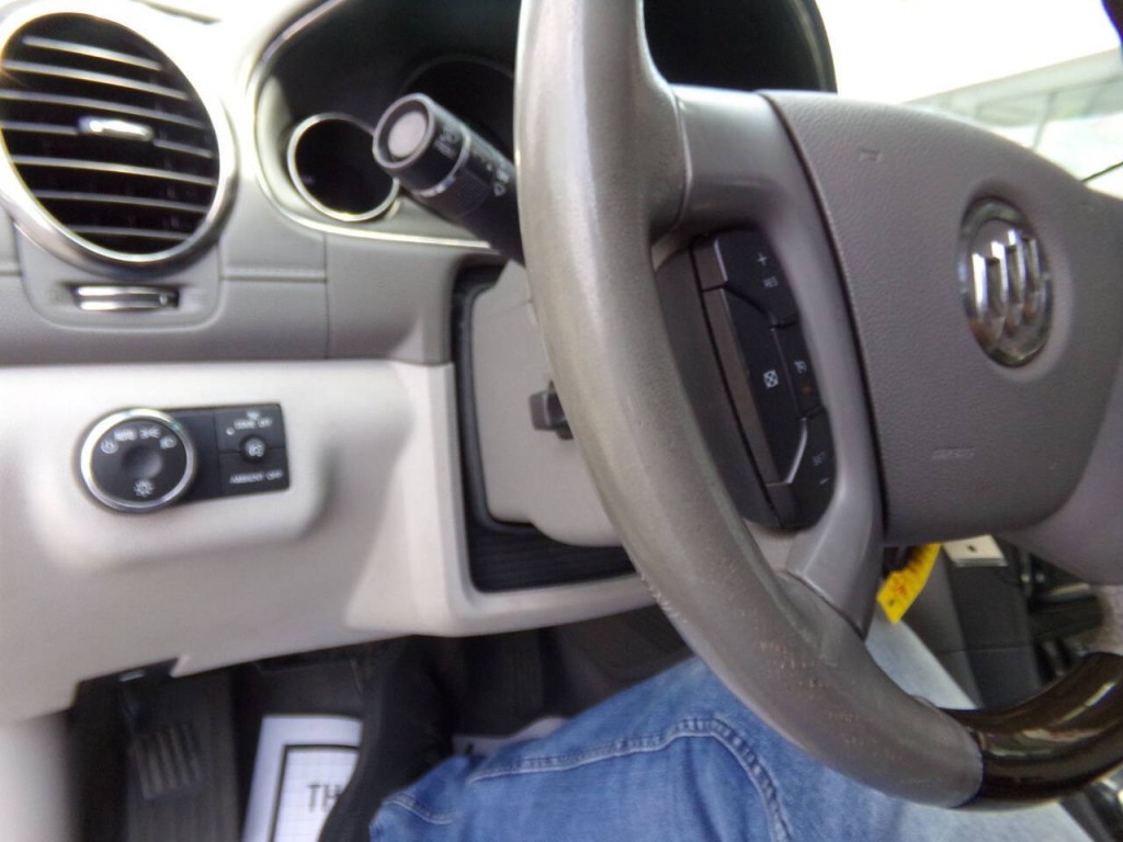 2014 Buick Enclave Image 32