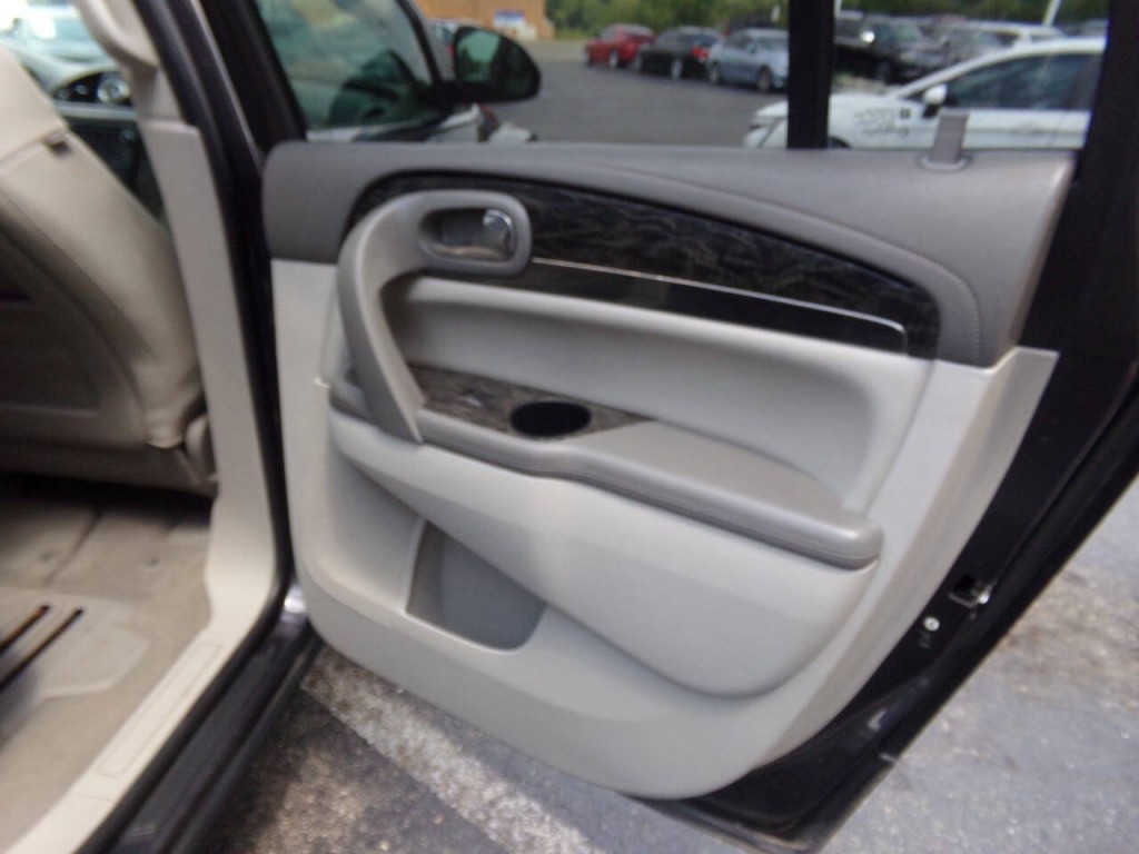 2014 Buick Enclave Image 42