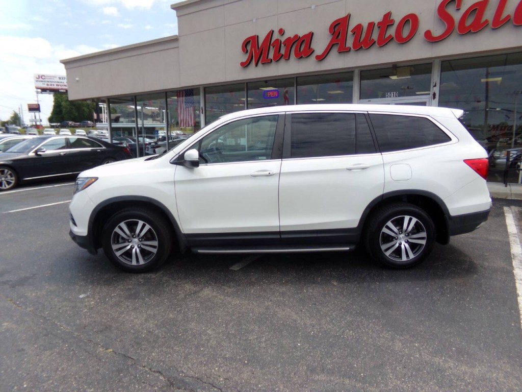 2018 Honda Pilot Image 2