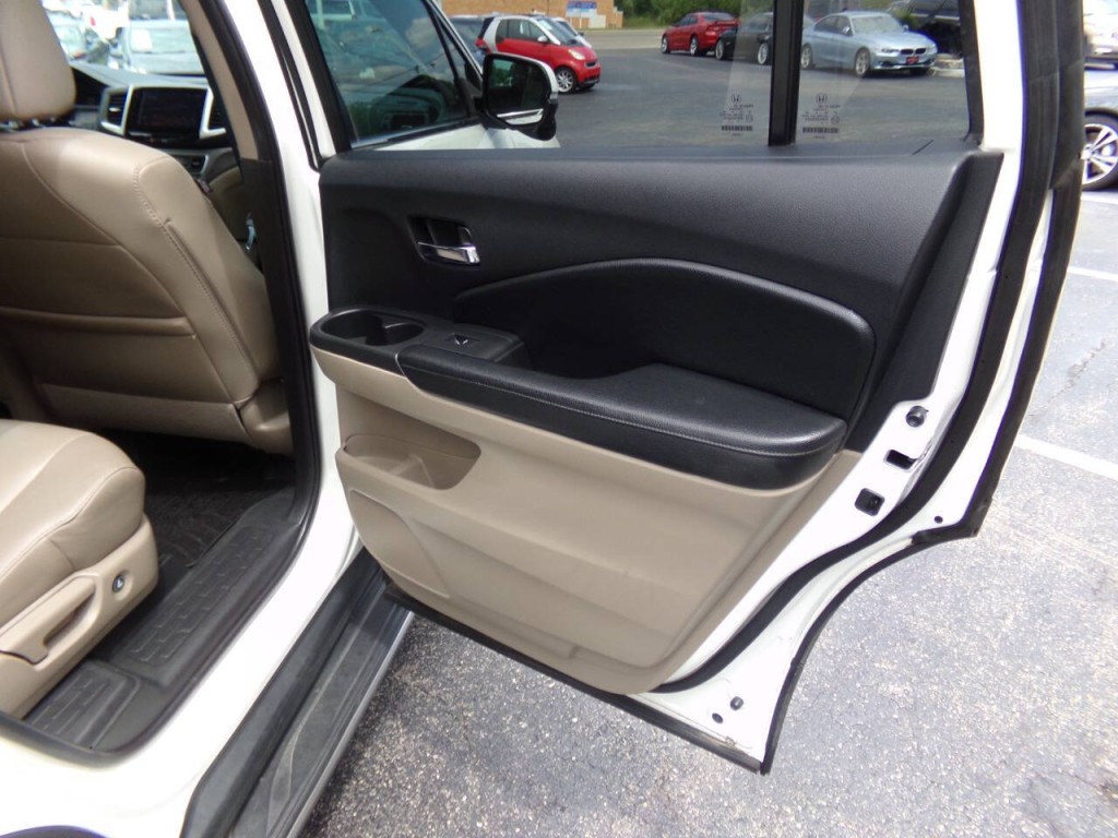 2018 Honda Pilot Image 13