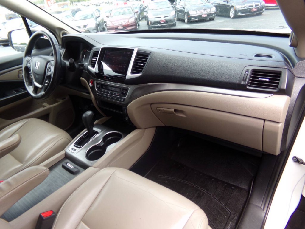 2018 Honda Pilot Image 15