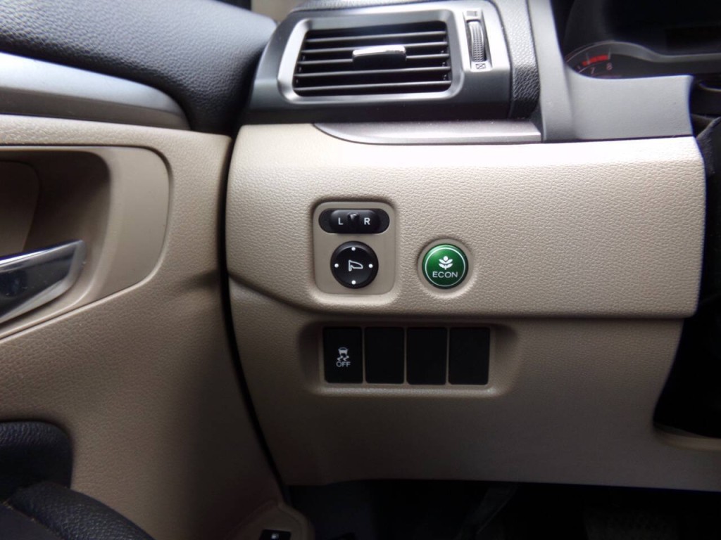 2018 Honda Pilot Image 26