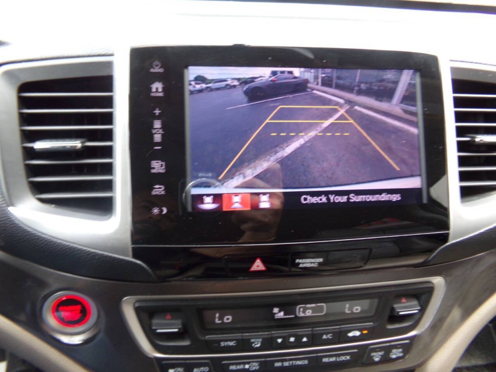 2018 Honda Pilot Image 33
