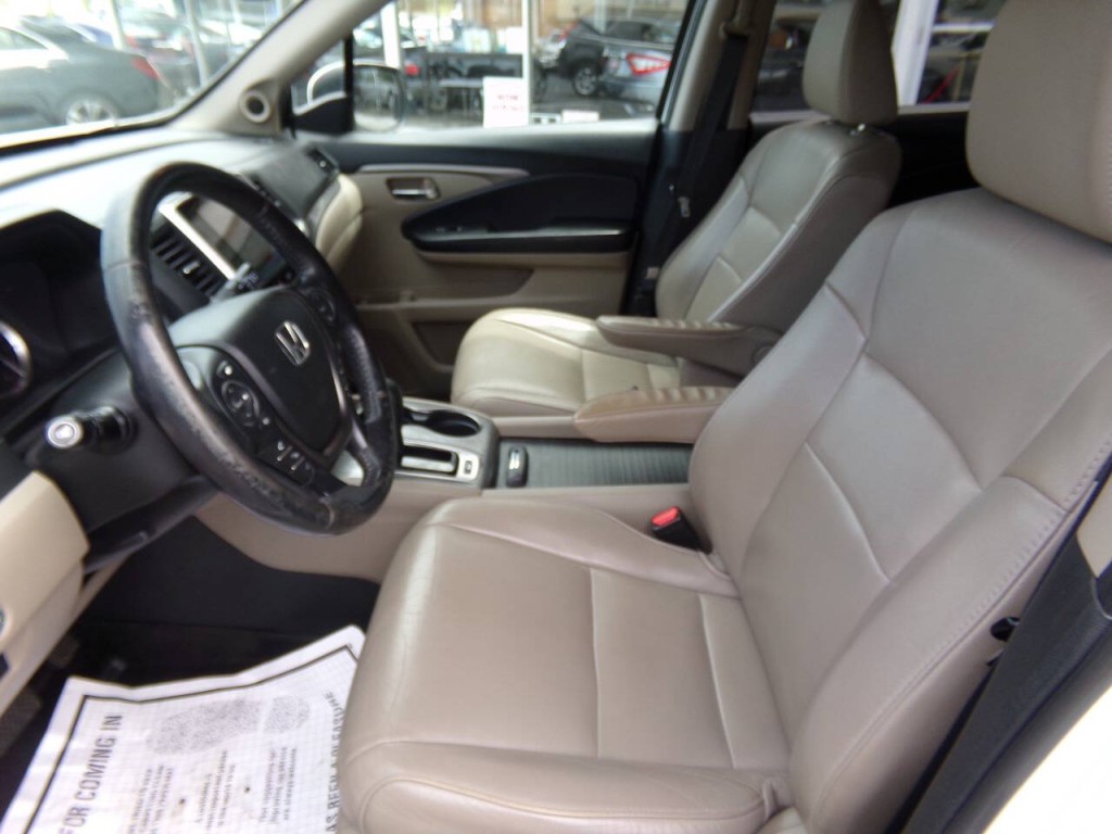 2018 Honda Pilot Image 35