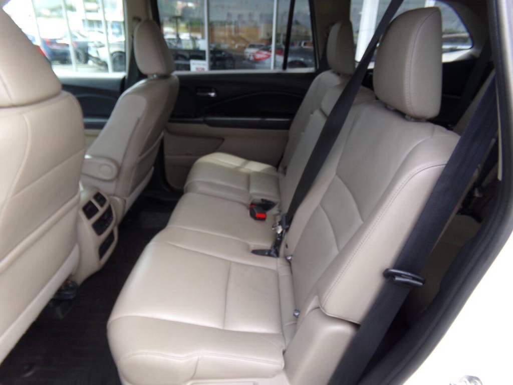 2018 Honda Pilot Image 39