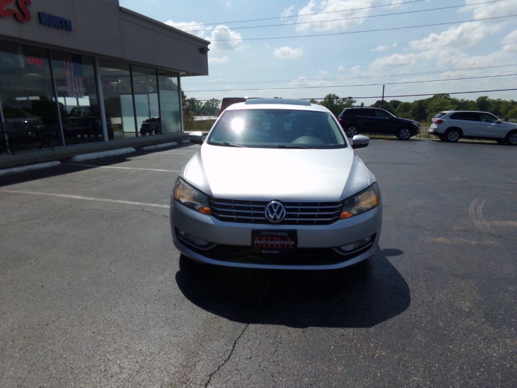 2013 Volkswagen Passat Image 3