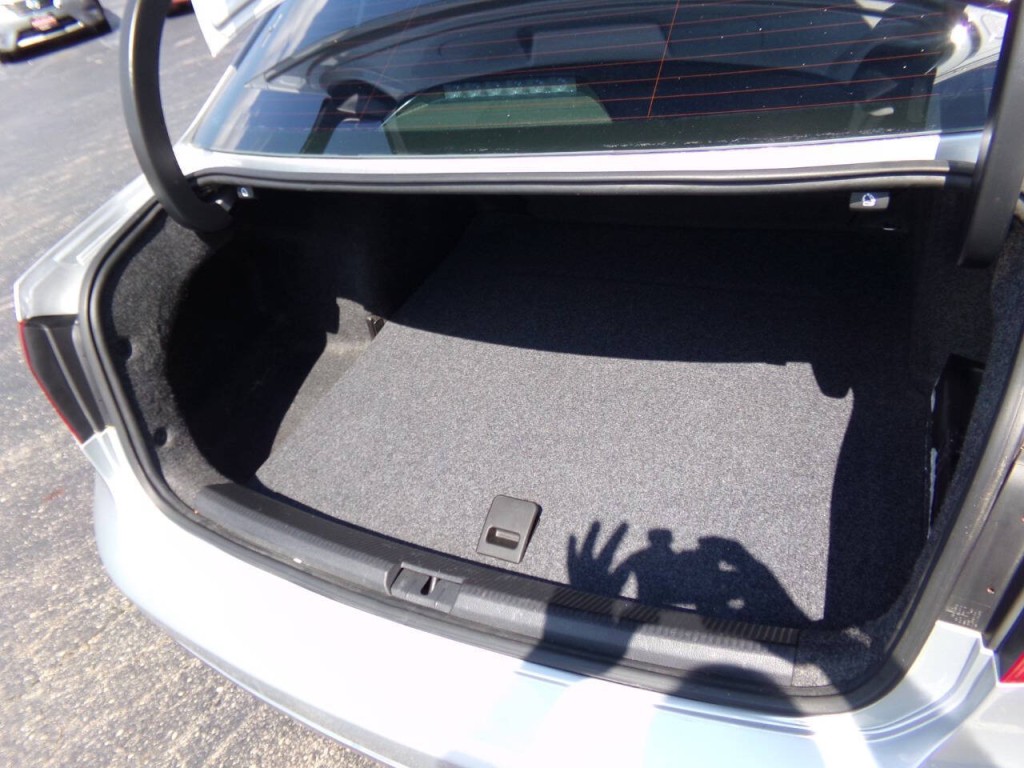 2013 Volkswagen Passat Image 20