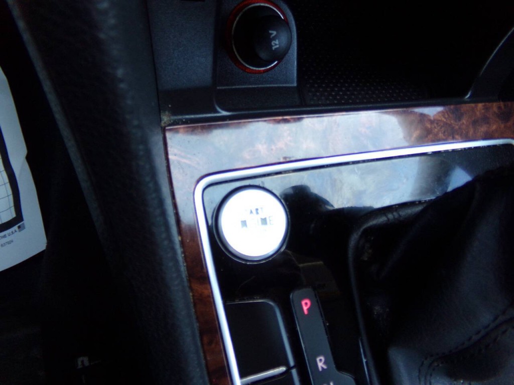 2013 Volkswagen Passat Image 59