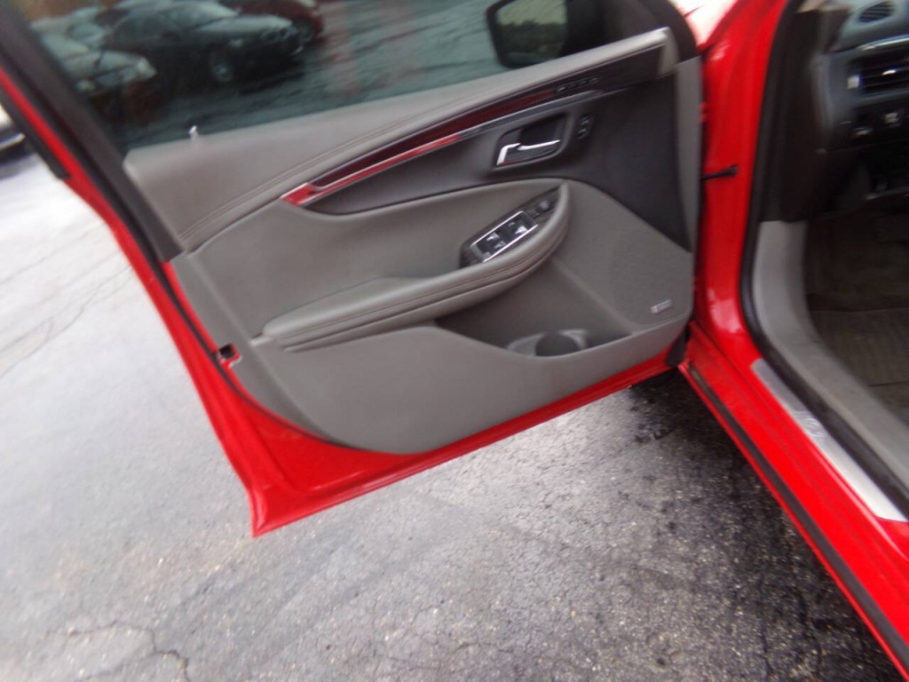 2014 Chevrolet Impala Image 12